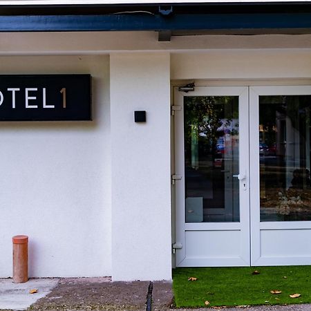 Dunaújváros Motel1- A Megfizetheto Luxus! מראה חיצוני תמונה